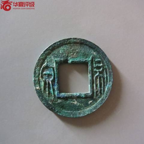 布泉,