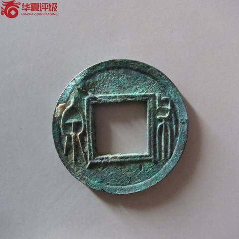 布泉,