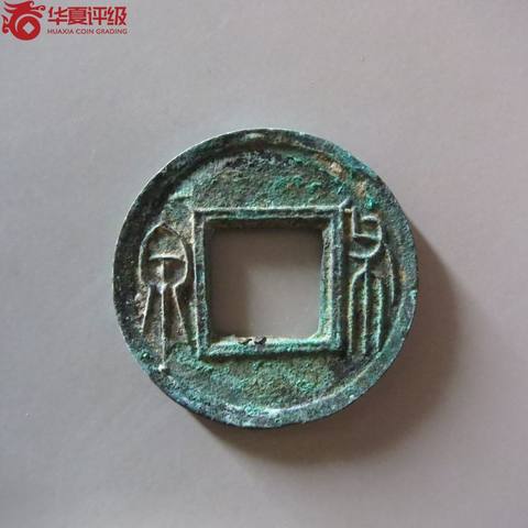 布泉,